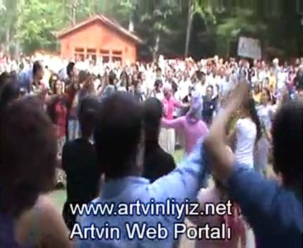 Bayar Şahin-Bizim Yaşar-Tulum Kraliçesi Filiz İlkay Balta