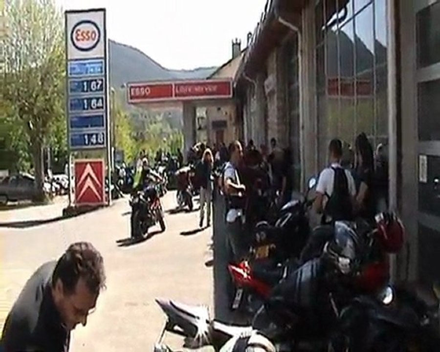 Besoin d'essence ? On est pas les seuls !