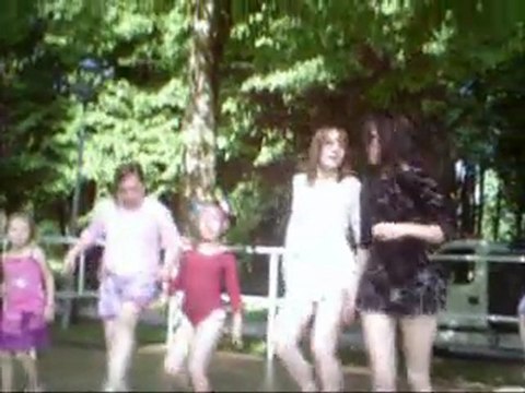 Fleurs au guidon à Thaon-les-Vosges le 7 mai 2011