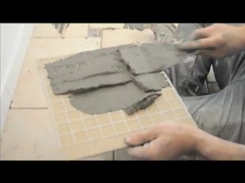 comment coller du carrelage