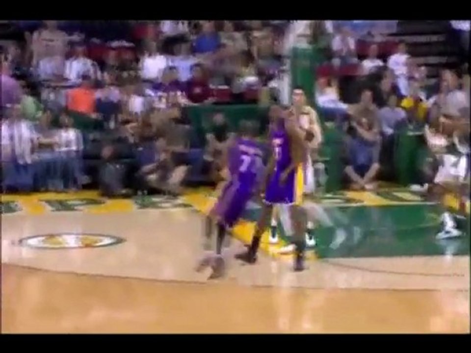 Duane Martin Rolls Through The Breakdown!