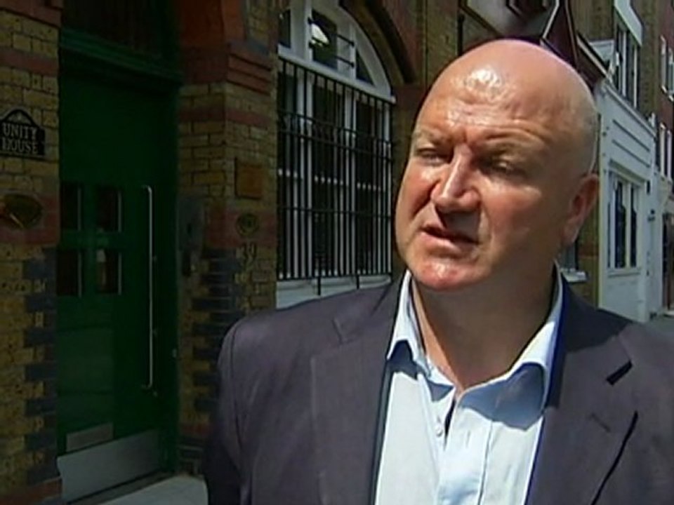 Crow: 'Tube strikes still on'