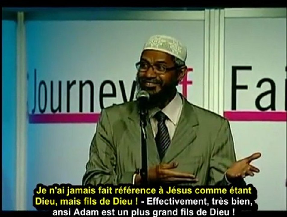 AU DEBUT CE CHRETIEN CONTESTE ET 8 MN APRES IL SE CONVERTIT A L'ISLAM !