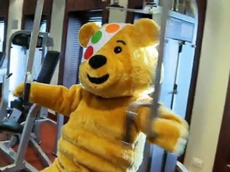 Pudsey Visits Queen Mary 2-Cunard Children in Need ...