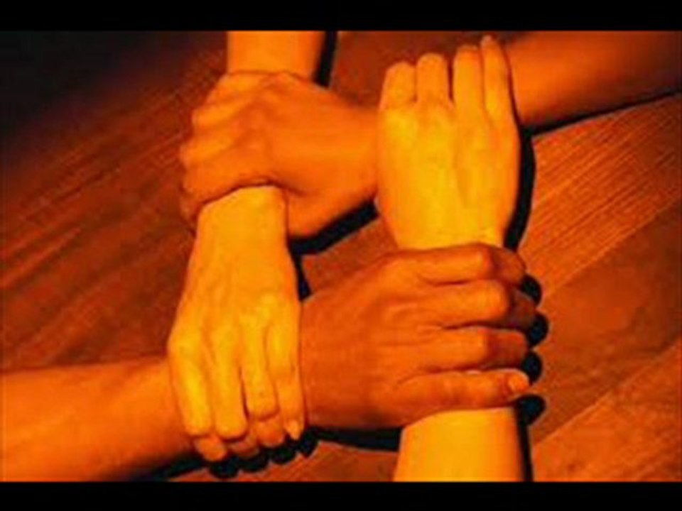 inos donne moi la main