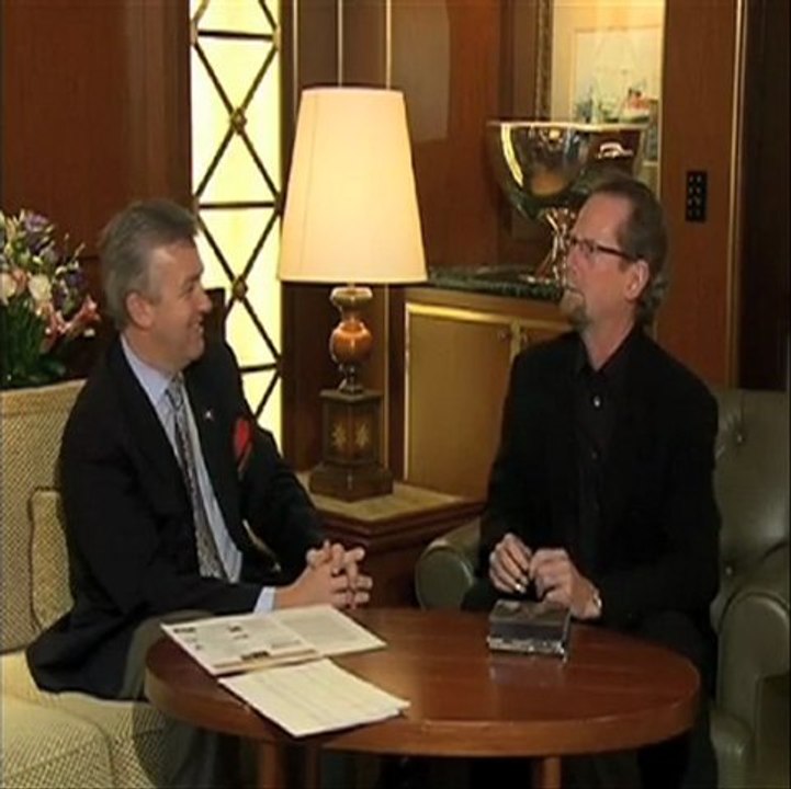 Roger McGuinn (The Byrds) Onboard a Cunard Luxury Cruise