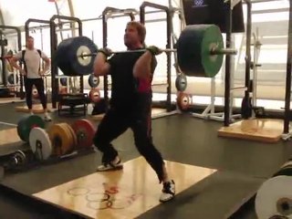 Mart Israel 180kg Epaulé debout