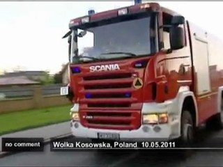 A warehouse burns in Warsaw's suburbs - no comment