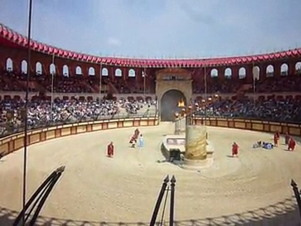 Puy du fou - Les prisonniers dans l'arene