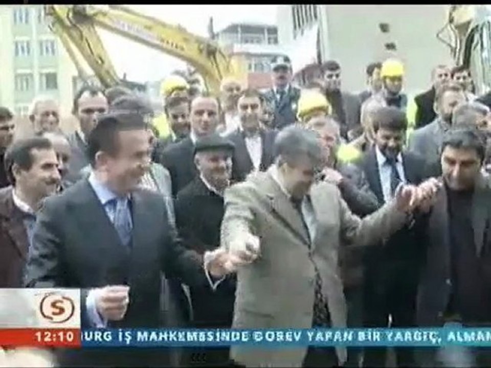 stv - Tuzlada Bir Yıkım Davullu Zurnayla Yapıldı.