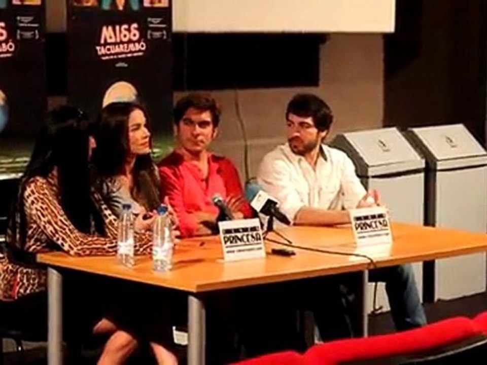 Conferencia de Prensa de 'Miss Tacuarembo' - Madrid - 9.5.2011 - nataliaoreiro.cz