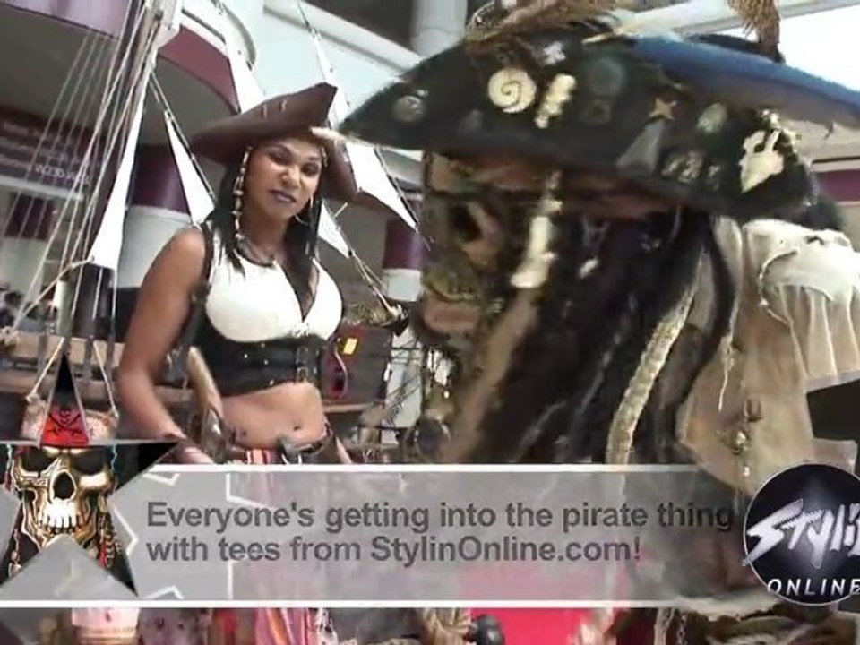 Pirates of Blackbeard's Ship at MegaCon 2011