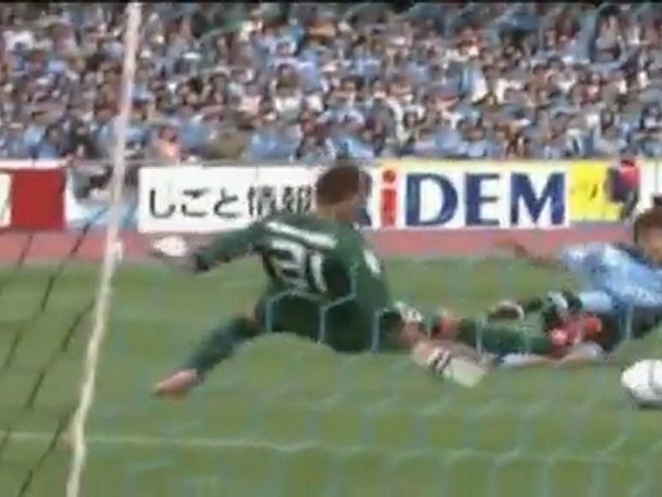 J League - Kawasaki steigt auf den 10. Platz