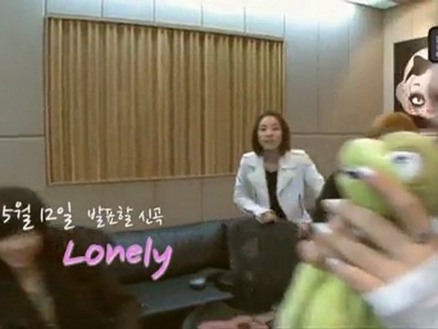 2NE1 - Lonely