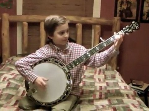 8 Year Old Jonny Mizone Shreds on the Banjo