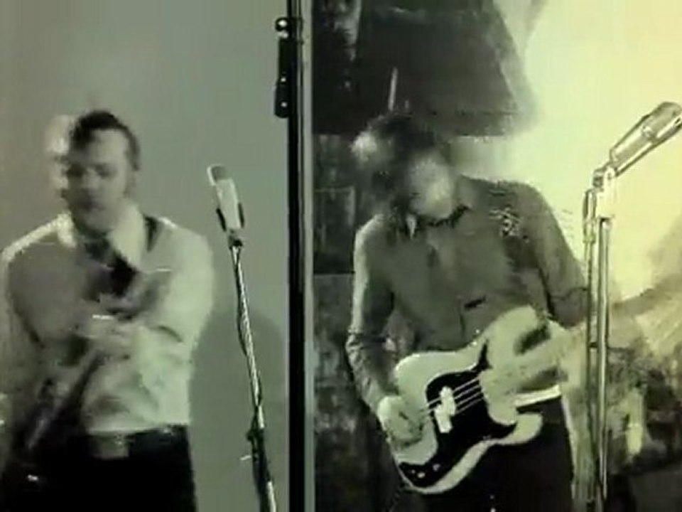 Les Breastfeeders: 400 Milles