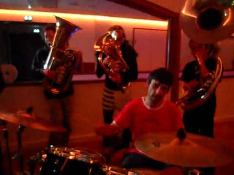 SAVATO! et Le ténor de Brest, Les fraises.