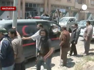 Euforia entre los rebeldes libios tras la conquista del...