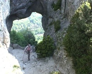 Trou du Furet d'Eyzahut - Drôme provençale