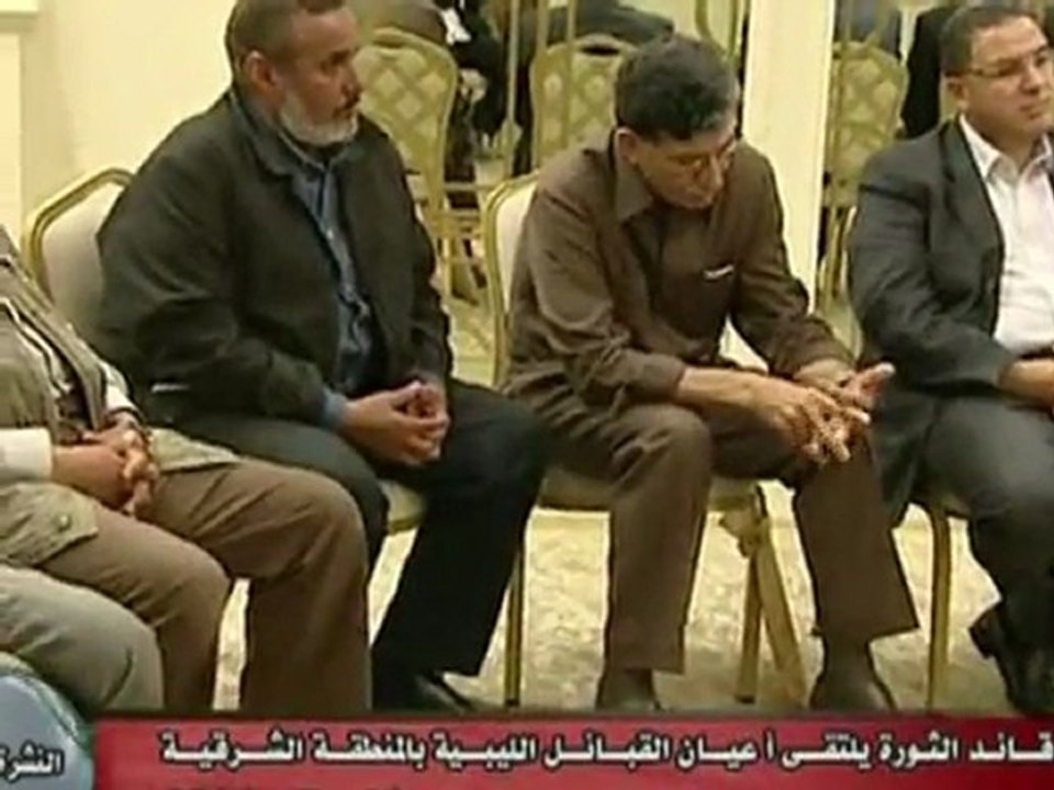 Libye: la télévision d'Etat montre Kadhafi en réunion