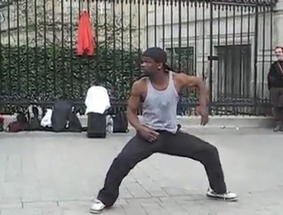 Incroyable Talent - Danseur smurf et Robot - New 2011