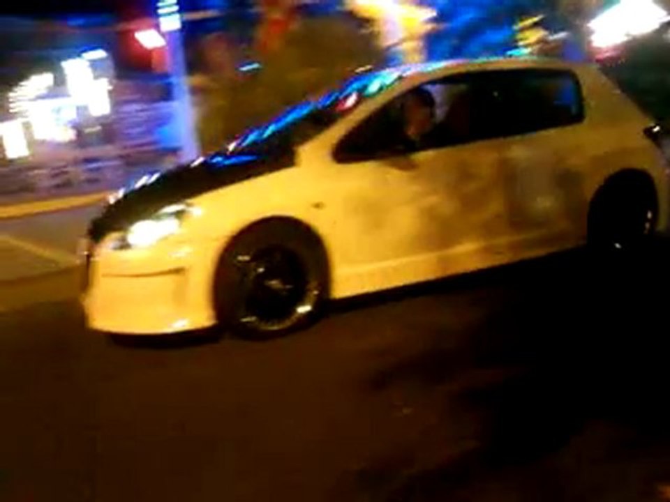 Cap D'Agde 18 et 19 septembre 2010 week end magic...  Sorti du parking à côté dla fête foraine SAMEDI