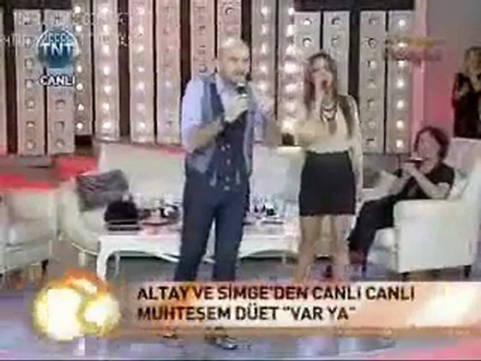Simge & Vicdanın Affetsin (Arım Balım Peteğim Programdan)