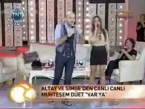 Simge & Vicdanın Affetsin (Arım Balım Peteğim Programdan)