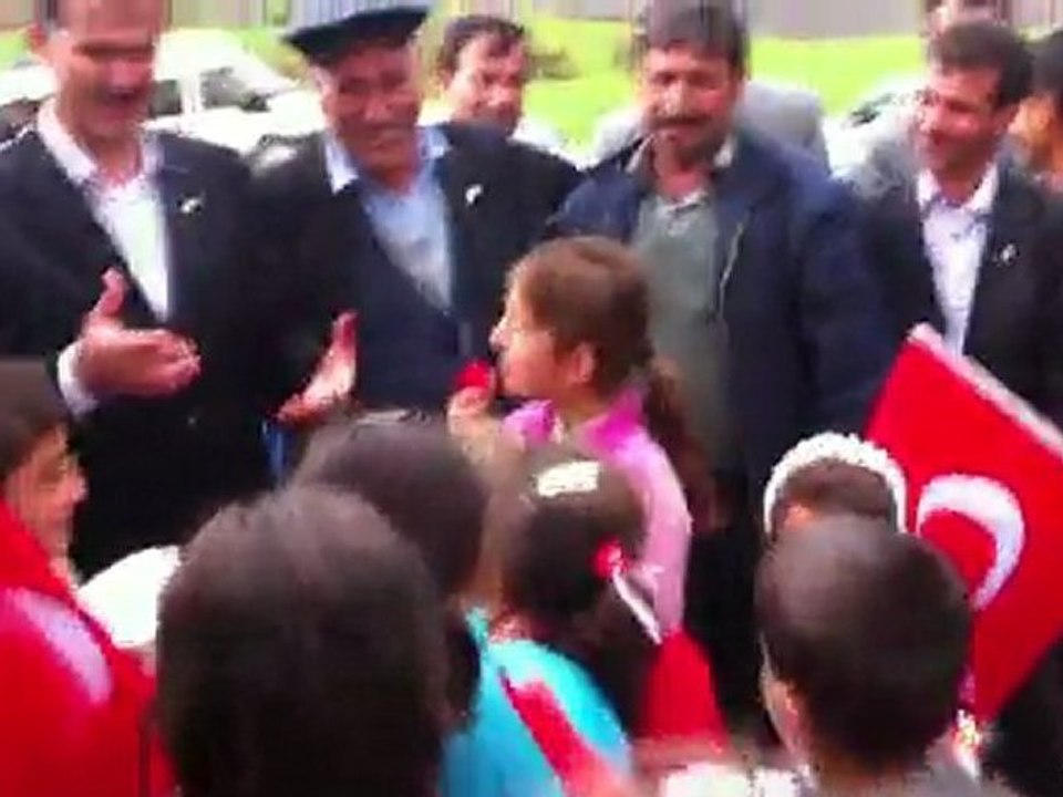 VEKİLİMİZ ÖĞRENCİLERLE sincik