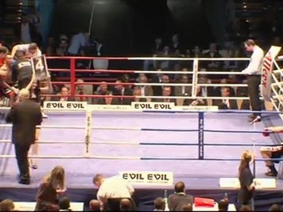 EFN3 - Fight 2: Christian Hammer vs. Pavel Dolgovs