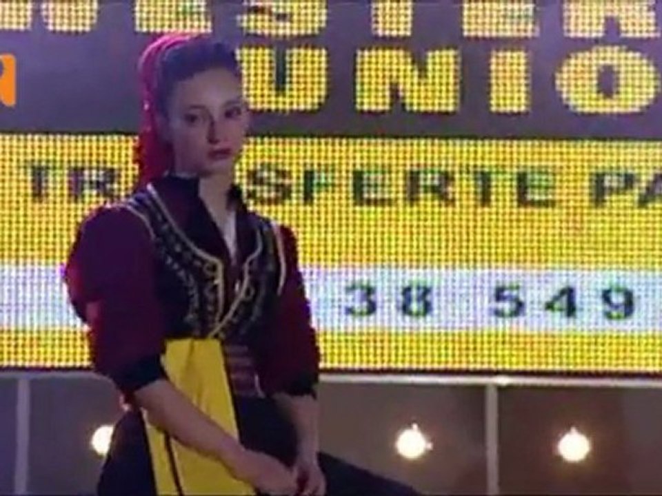 Burimi - E vërteta është hidhur 2011 HD