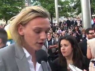 Video: Jamie Campbell Bower en los  National Movie Awards