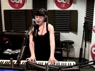 Lail Arad - Over My Head- Session Acoustique OÜI FM