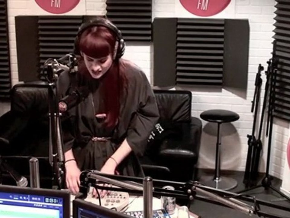 Owlle - REM Cover - Session Acoustique OÜI FM