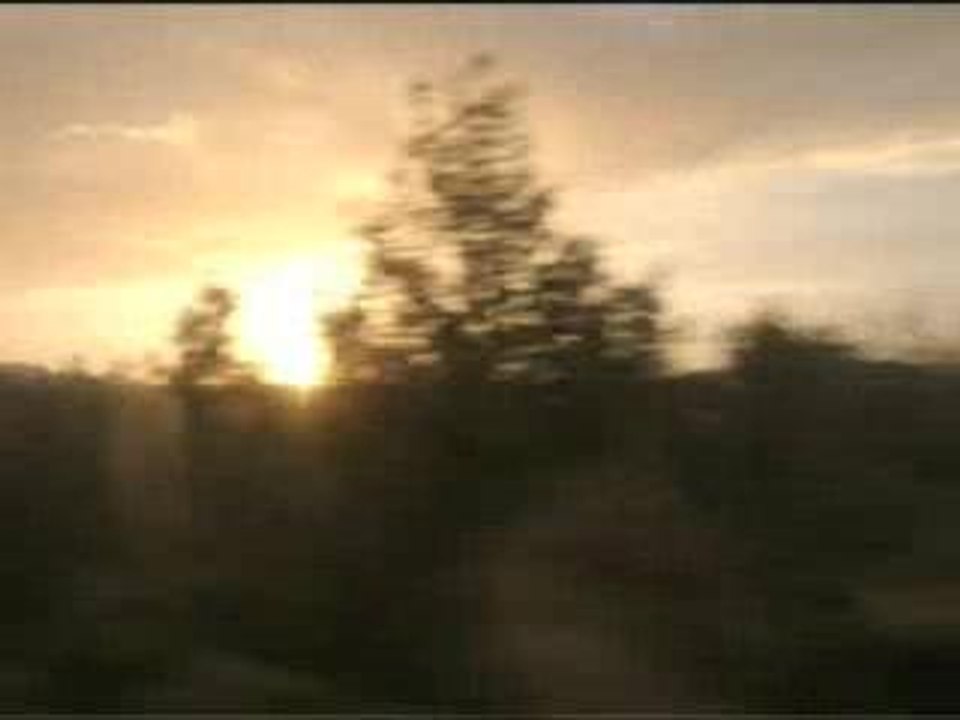 TrAvel by NighT