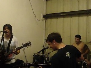 Ink and Sweat: Decoding the Meaning Behind '1' and 'F' 🖊️