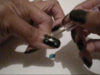 Easy nail art!http://www.myfingersweets.com/nail-art-shop/
