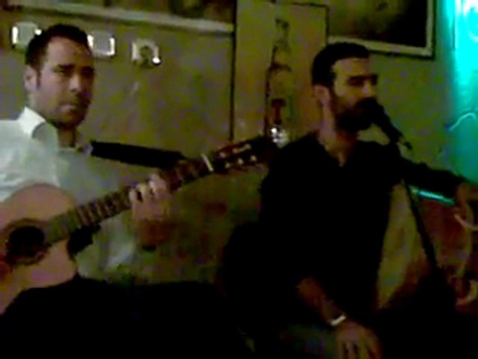 Erdoğan Emre İNAN  - SUSARAK ÖZLÜYORUM