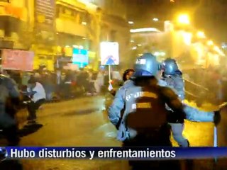 Fuerte protesta en Santiago contra represas en Patagonia chilena