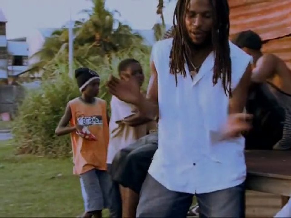 TIWONY "OUPATEBIZWENTOUSA"