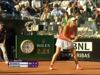 Roma - La Sharapova a sorpresa in finale