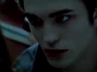 Agua para elefantes  el gancho puede ser un farol