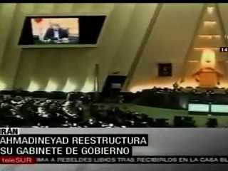 Ahmadinejad reestructura su gabinete de gobierno