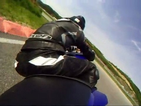 Circuit d'Alès le 10/05/2011 avec le club du pôle mécanique cam arr R6 et Jean CB 500