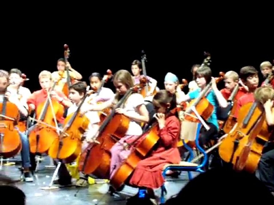 Jo à la contrebasse conservatoire Val d"Yerres 14 mai 2011  01