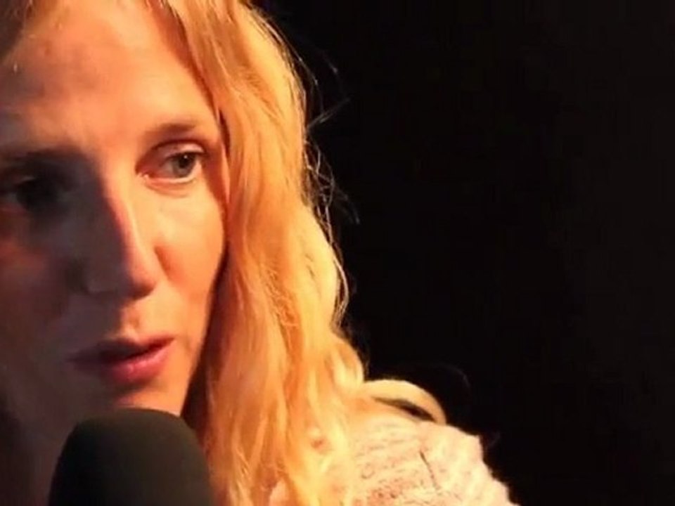interview Sandrine Kiberlain - Festival de Cannes 2011