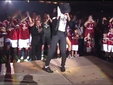 Insolite : Boateng imite Michael Jackson !