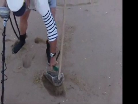 Détecteur de métaux Metal detecting Beach Hunting white's prizm 6t