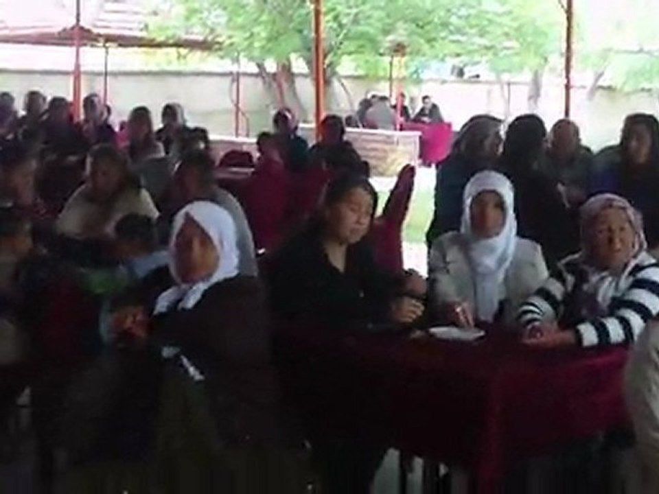 TUĞBA İLE AHMET-OYUN