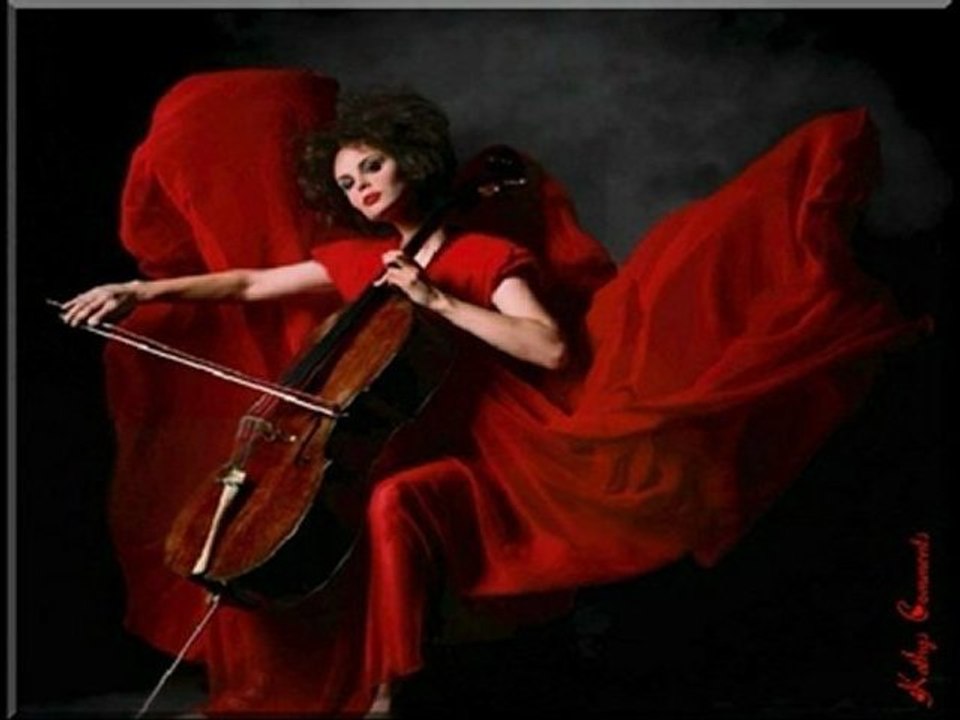 NİLÜFER & ÇOK UZAKLARDA